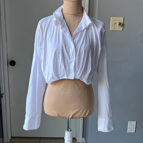 Brandi Cropped Poplin Blouse Top - Picture 3 of 9